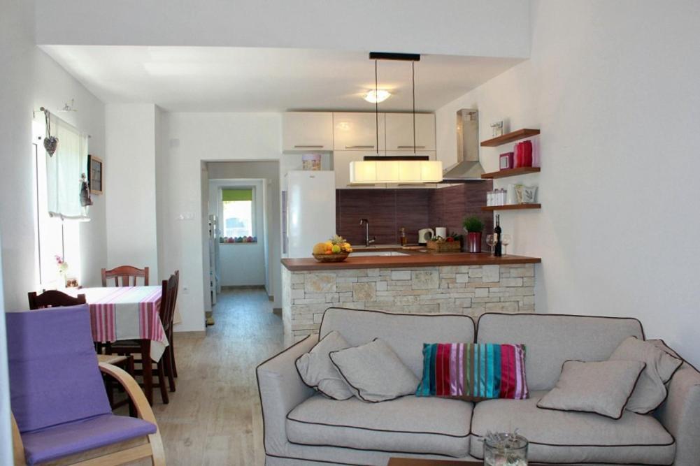 Apartments For Families With Children Zdrelac, Pasman - 8424 ภายนอก รูปภาพ
